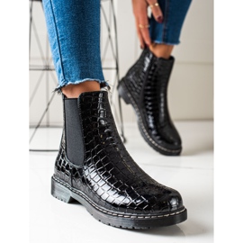 Filippo Muodikkaat mustat saappaat 2