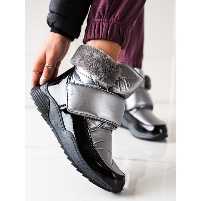 S. BARSKI S.BARSKI -talvikengät turkiksella musta hopea 1