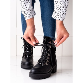 Janessa Musta Workers Snake Print 1