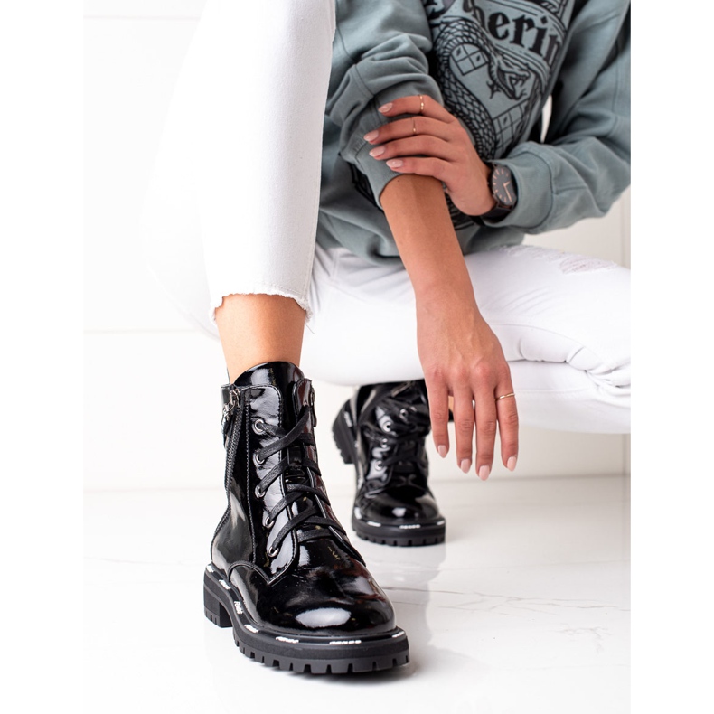 Artiker-nahkasaappaat musta 1