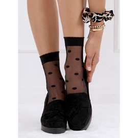 Pumput pylväässä ja korissa musta 8B817 Musta 1