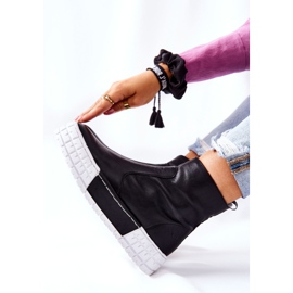 Maciejka Nahkasaappaat lavalla musta 05216-01 2