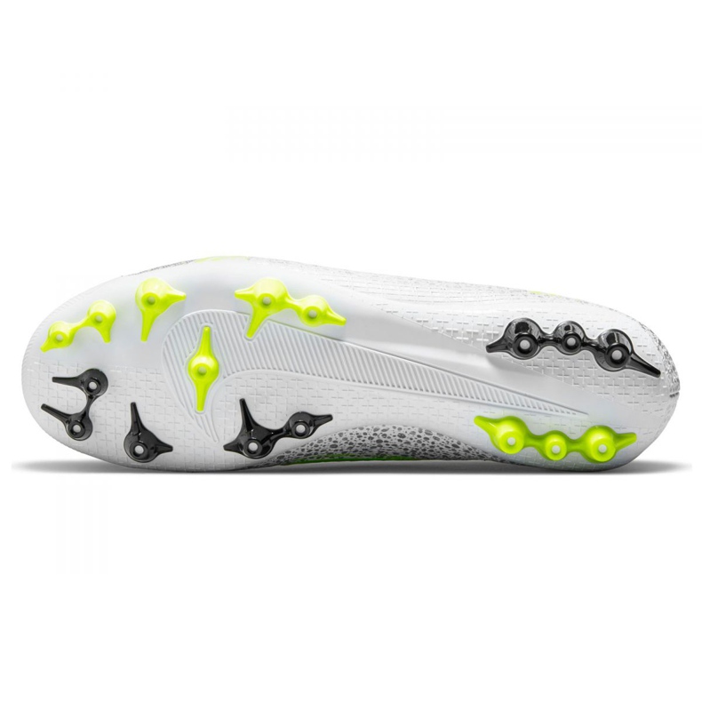 Nike Superfly 8 Academy Ag M CV0842-107 jalkapallokengät hopea 1