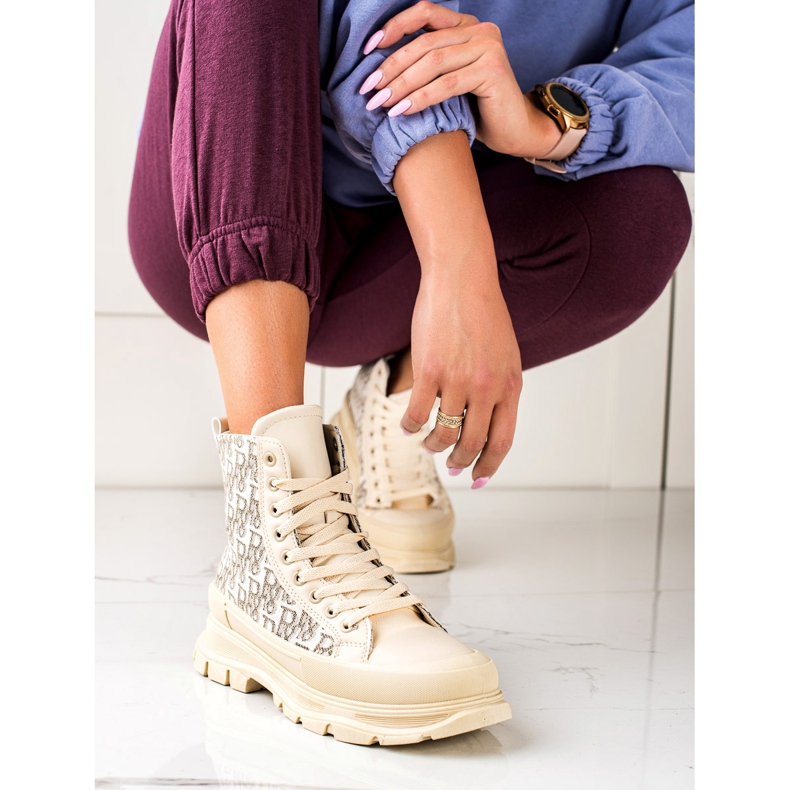 TRENDI Korkean beige -muodin lenkkarit 2