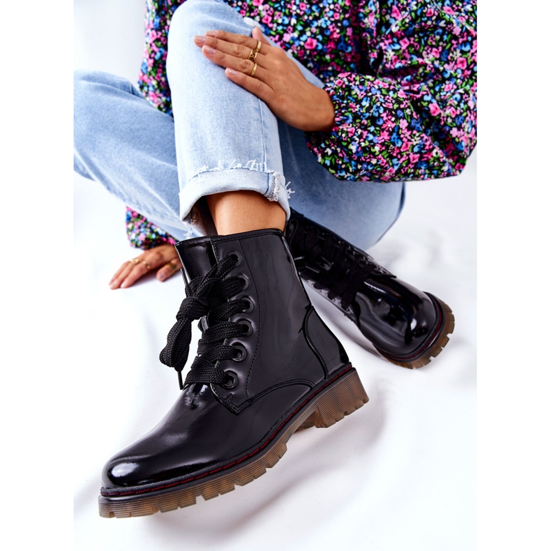 PE1 Lakatut lämpimät työntekijät, musta Lomess 2