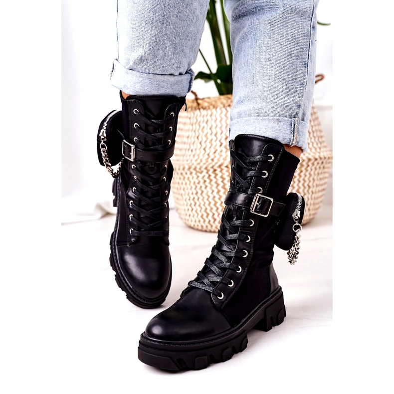 PS1 Lämpimät työntekijät munuaismustalla katsovat minua 4