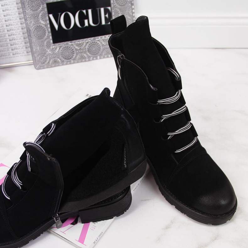 Työntekijät Potocki W WOL28A musta 1