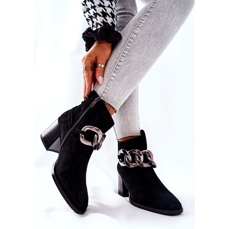 Nahkasaappaat ketjulla Laura Messi Black 2345 musta 2