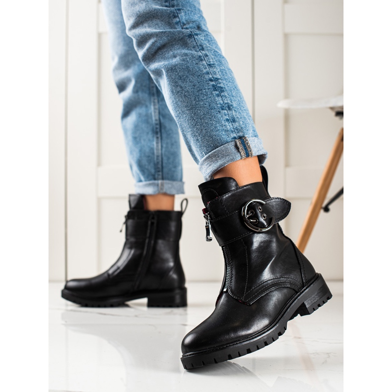 Erynn Mustia työntekijöitä soljella musta 2