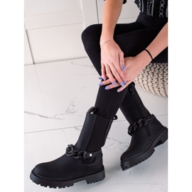 TRENDI Mustia työntekijöitä koristeellisella vyöllä musta 1