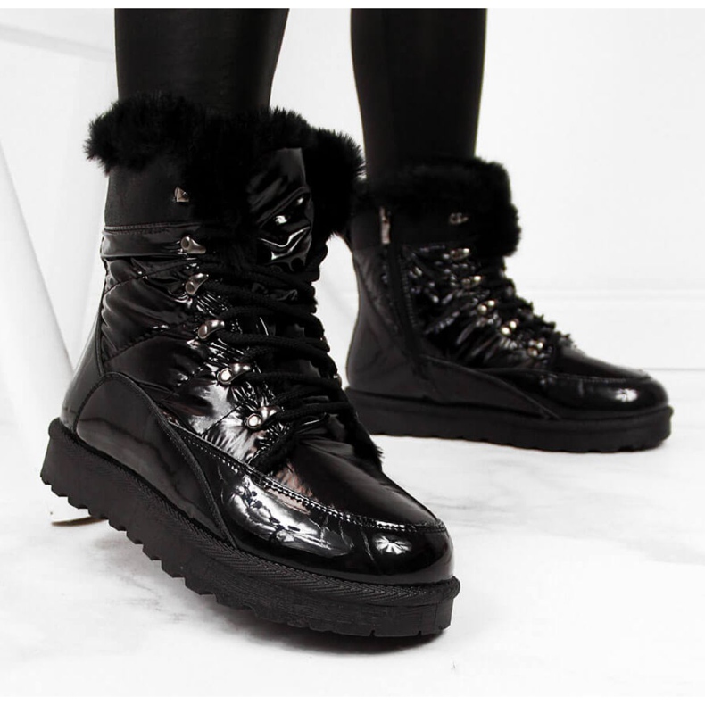 Eristetyt lumisaappaat Potocki W WOL27A musta 1