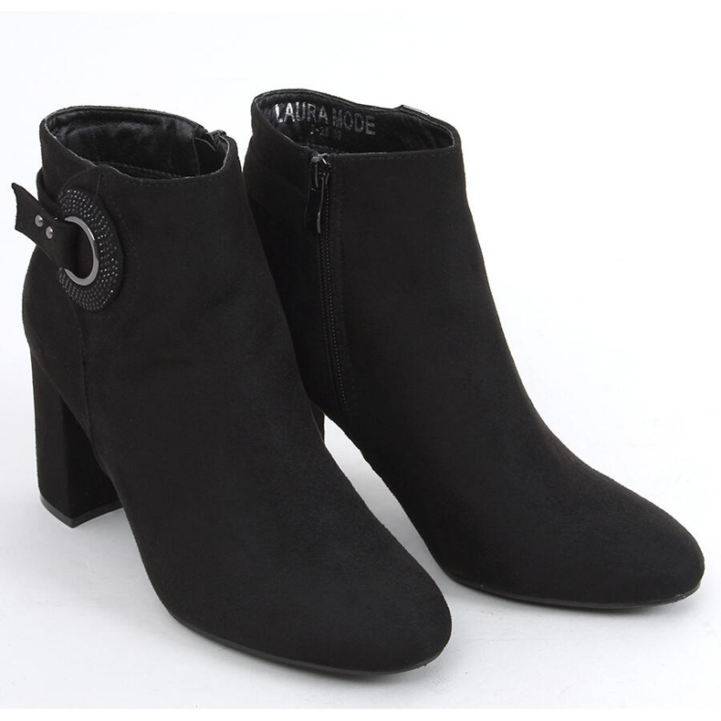 Polla mustat korkokengät 2