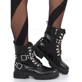 Saappaat Lise Black -suuttimilla musta 1