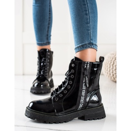 Goodin Lakatut laukut koristeellisella vetoketjulla musta 1