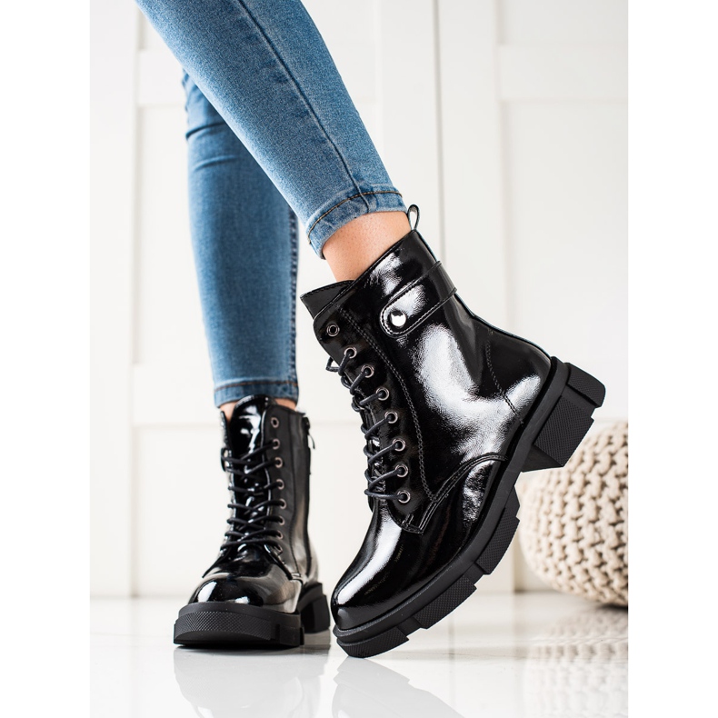 Goodin Klassiset lakatut työntekijät musta 2