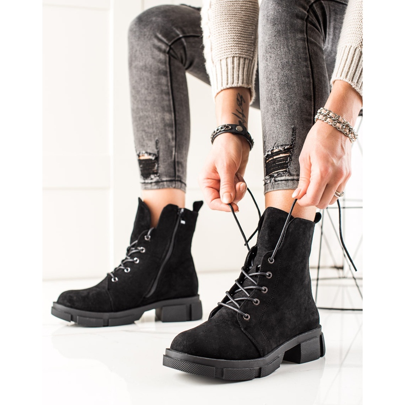 Goodin Mokkanaiset musta 1