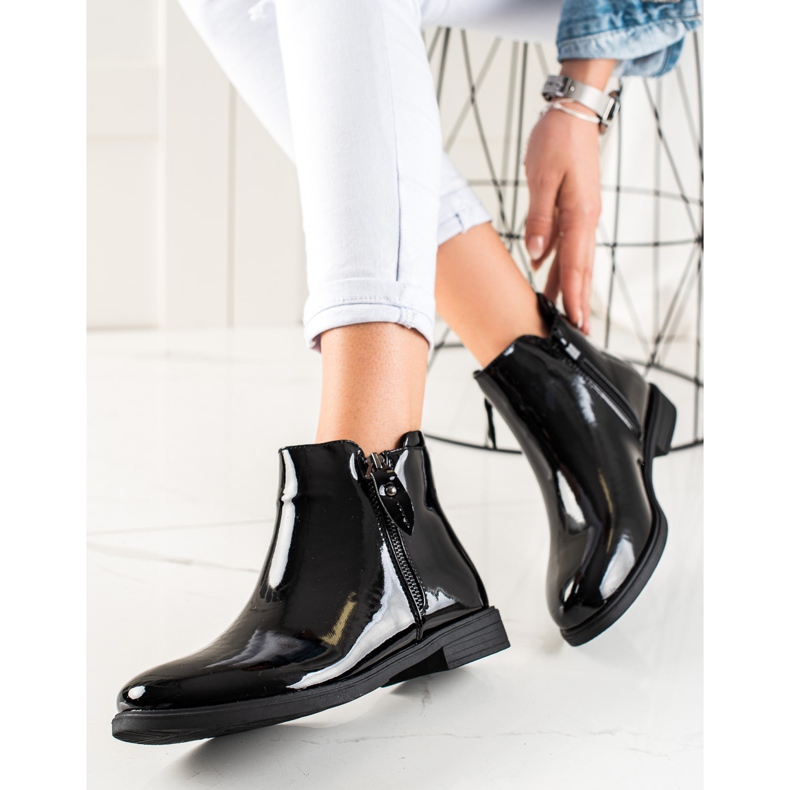 TRENDI Klassiset lakatut saappaat musta 2
