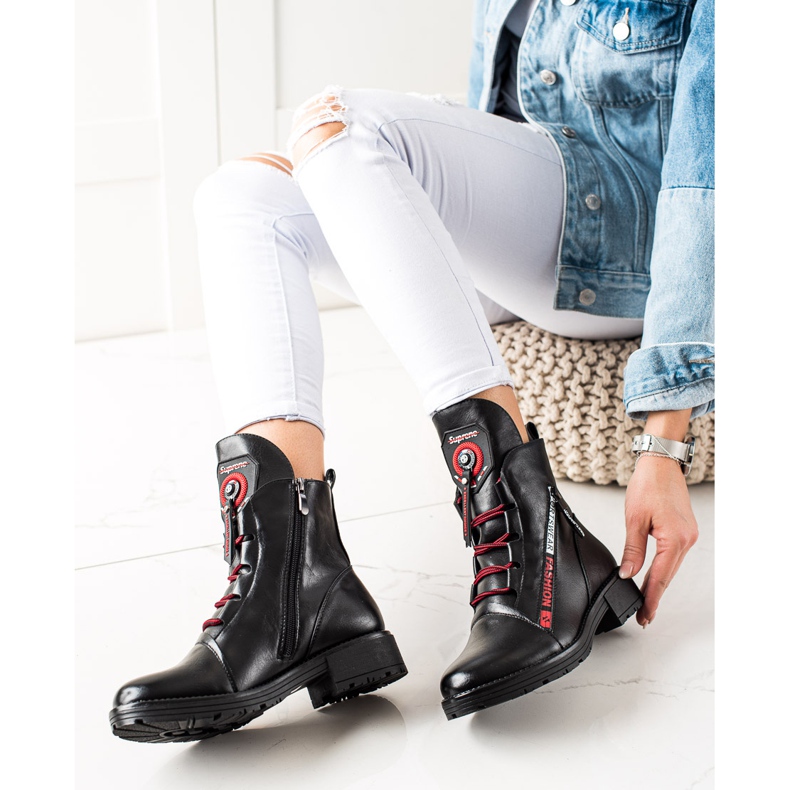 W. Potocki Muotityöntekijät Potocki musta 1