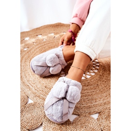 Harmaa Pamppy-turkistossut, joissa pomponeja 2