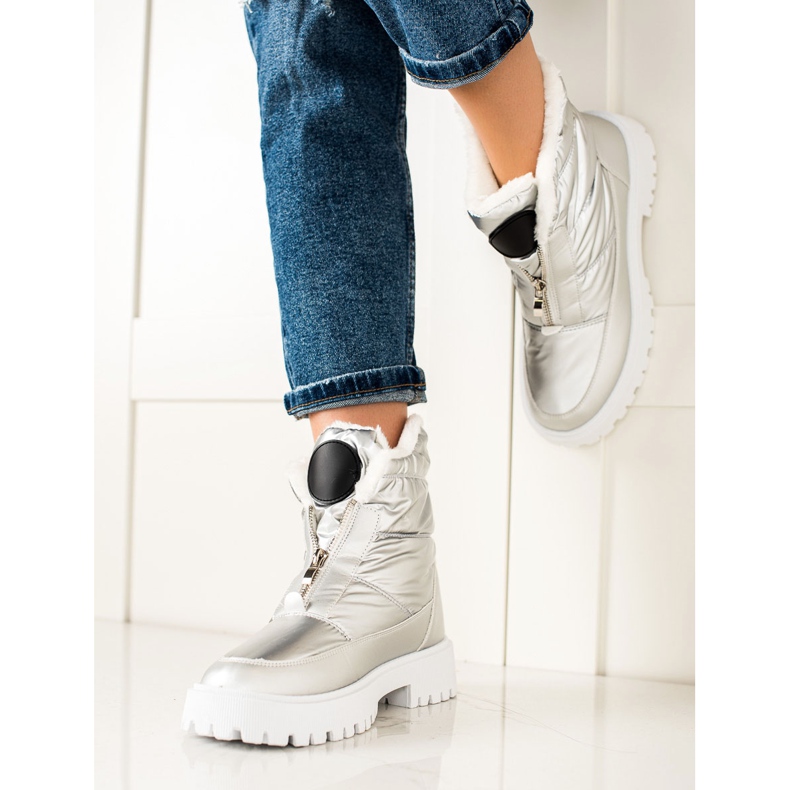 TRENDI Hopeanväriset kiiltävät lumisaappaat 1