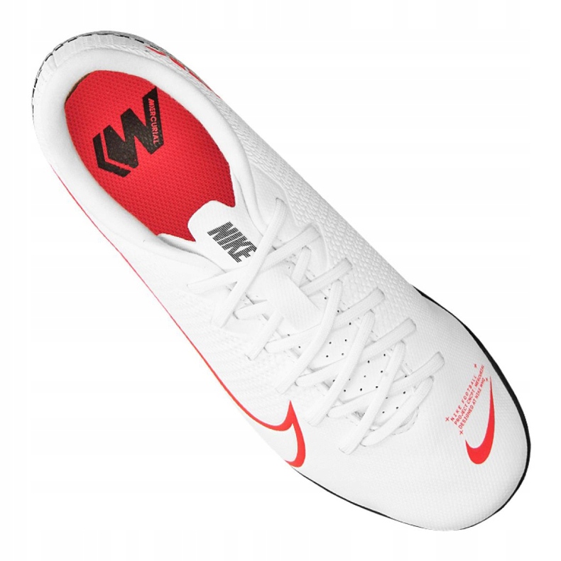Nike Vapor 13 Academy Tf Jr AT8145-160 jalkapallokengät valkoinen 3