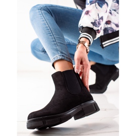 Ideal Shoes Mokkanahkaiset Chelsea -saappaat musta 1