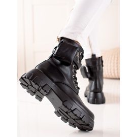 TRENDI Muodikkaita ansastajia musta 1