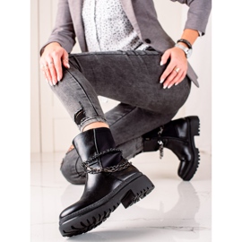 Gogo Eristetyt pussit ketjuilla musta 1