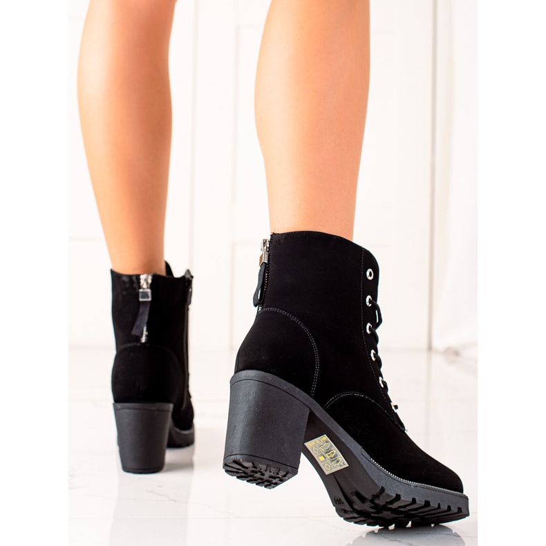 TRENDI Laced Työntekijät Postissa musta 1