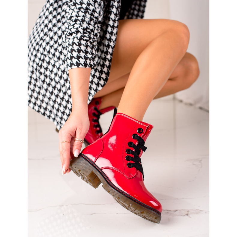 Evento Punaiset lakatut saappaat punainen 1