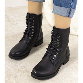 Mustat eristetyt Muron saappaat 1