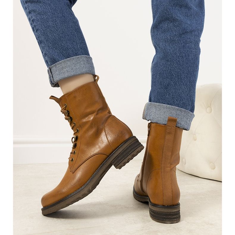 Muro-eristetyt kamelisaappaat ruskea 1