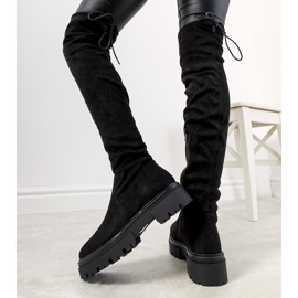 Mustat saappaat korkeassa Paulino-pohjassa 1