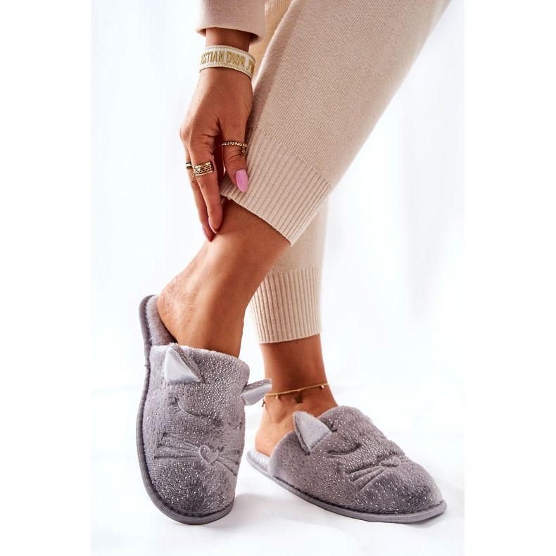 PE1 Kiiltävät kissanpentutossut harmailla Kaisy-korvilla hopea harmaa 2