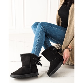 TRENDI Mukluki jousella musta 1