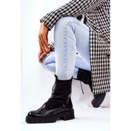 PL4 Lakatut saappaat työntekijät mustalla Connorilla 1