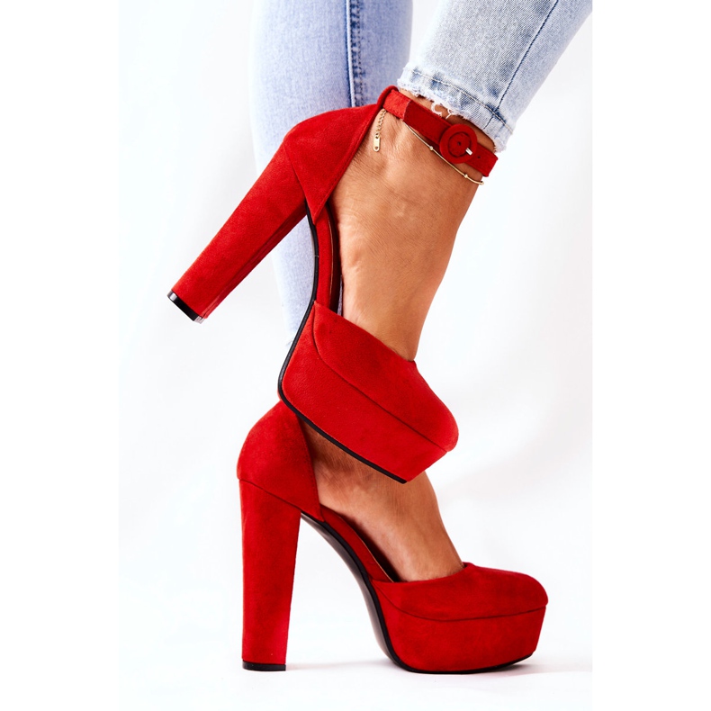 WS1 Pumput A Post Red Netel Suede Platform punainen 2