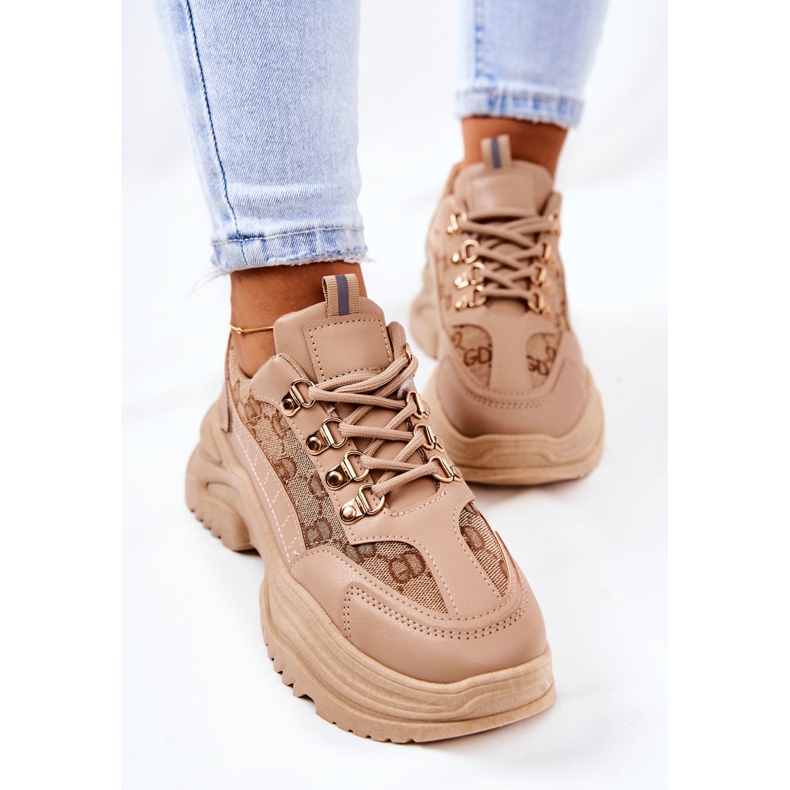 PM1 Urheilukengät Beigellä Flynnin alustalla 2