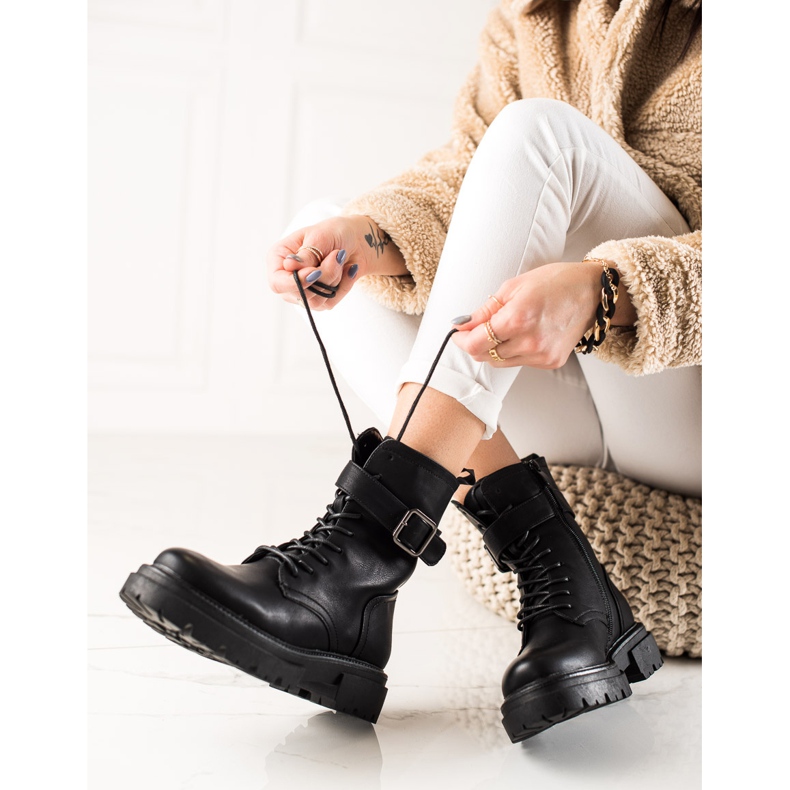 Super Mode Nauhalliset saappaat soljella musta 1