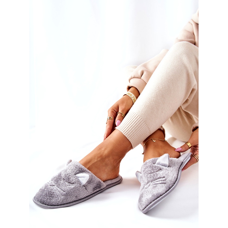 PE1 Kiiltävät kissanpentutossut harmailla Kaisy-korvilla harmaa 4