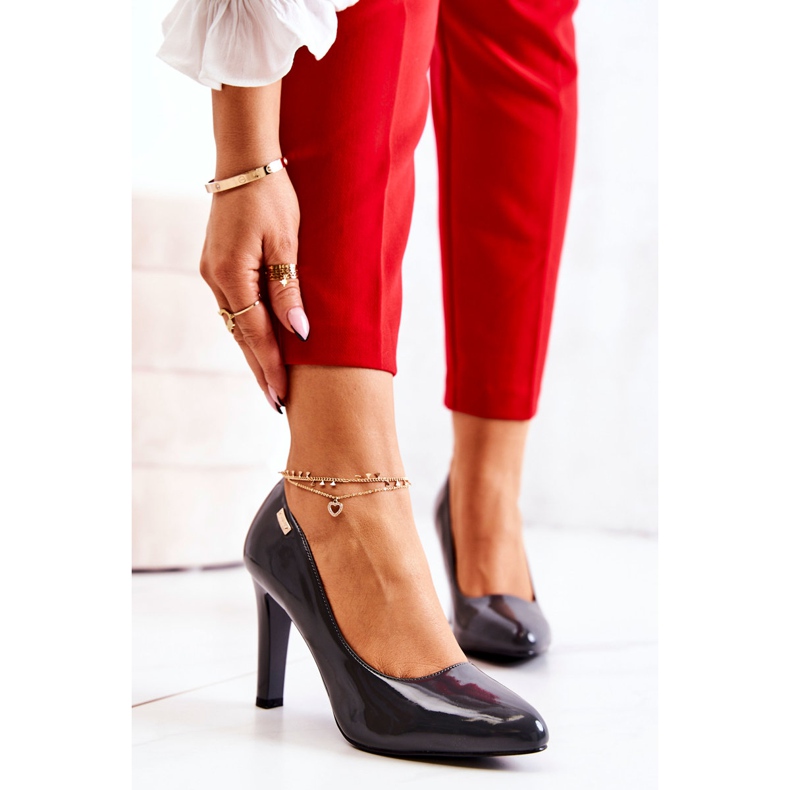 Sergio Leone Kantapäässä lakatut naisten pumput, tummanharmaa Campbell 1