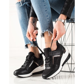 TRENDI Kevyet Wedge -lenkkarit musta 1