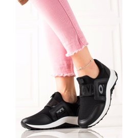 TRENDI Love Slip-On lenkkarit musta 1