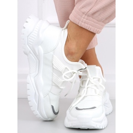 Aston valkoiset tennarit valkoinen 1