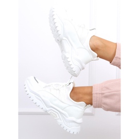 Aston valkoiset tennarit valkoinen 2