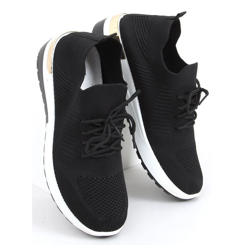 Welo Mustat urheilukengät 2