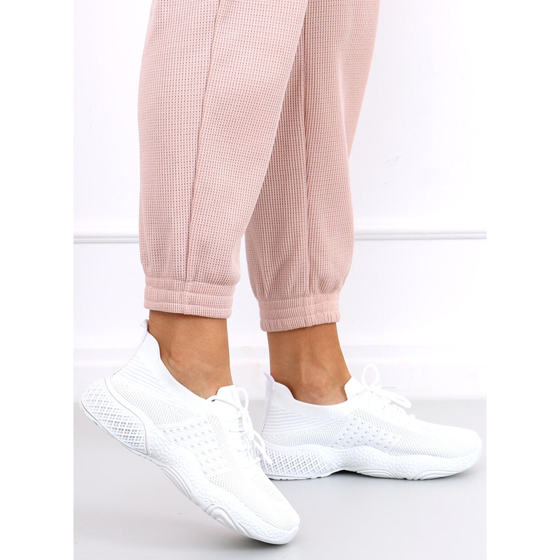 Yetto White sukkaurheilukengät valkoinen 1