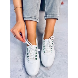 Girma Green naisten tennarit valkoinen 2