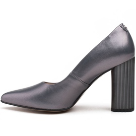 Marco Shoes Harmaat pumput, joissa kantapää 2