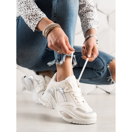 TRENDI Muoti Lenkkarit beige valkoinen 1